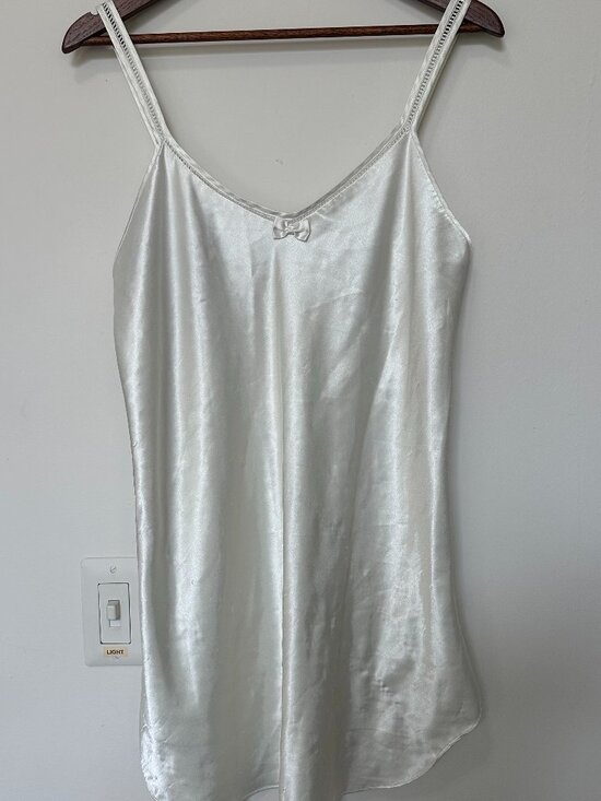 Secret Treasures Other - Secret Treasures White Satin Slip Coquette Nightgown with Bow size M 🎀 🤍